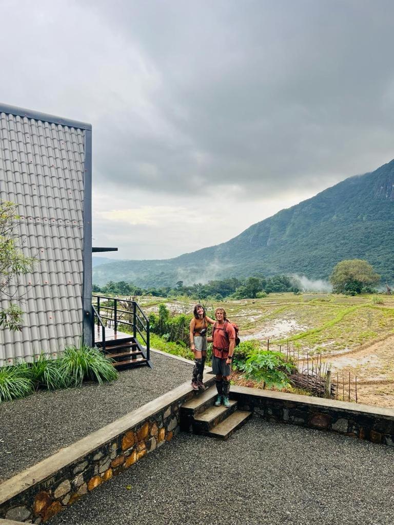 A Frame Riverston Matale Buitenkant foto